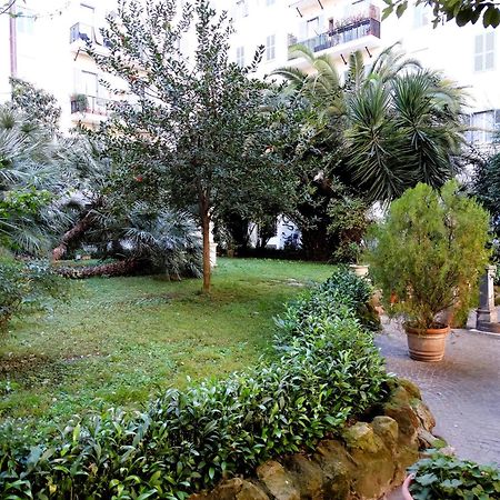 Domus Dino Apartment Rome Luaran gambar