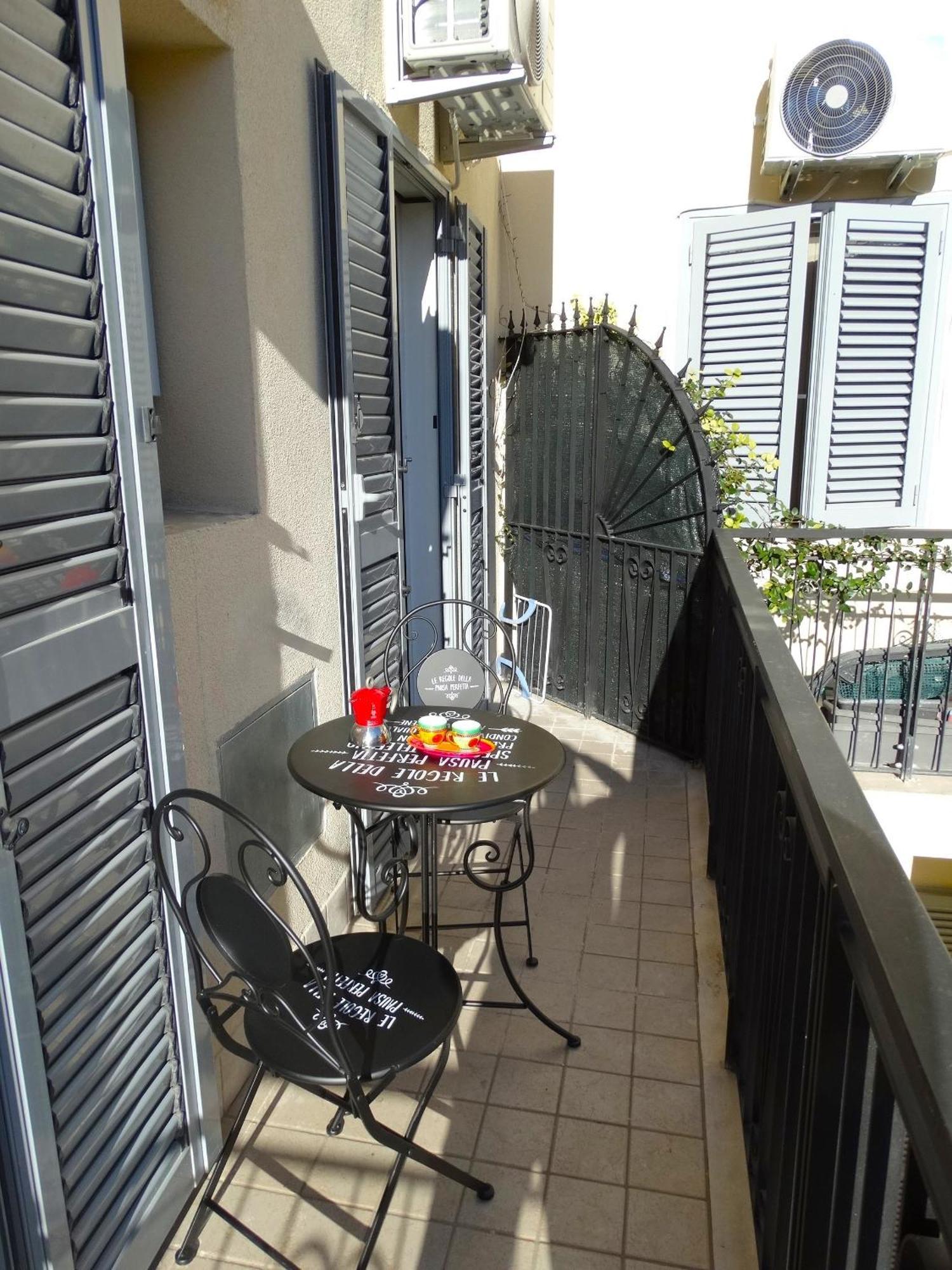 Domus Dino Apartment Rome Luaran gambar